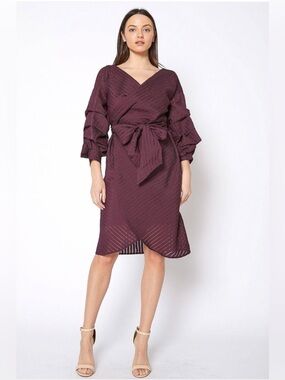 Ro & De Plum Quarter Sleeve Dress with Detached Lining